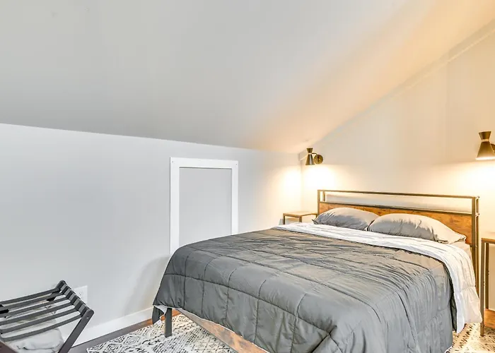 Old Forge Studio: Close To Lakes & Hiking Trails