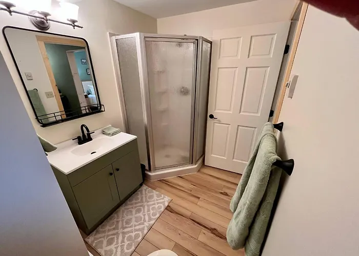Charming 1 Bedroom On Main St.