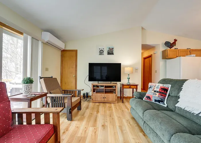 Old Forge Getaway! Cozy Base For All-Season Fun
